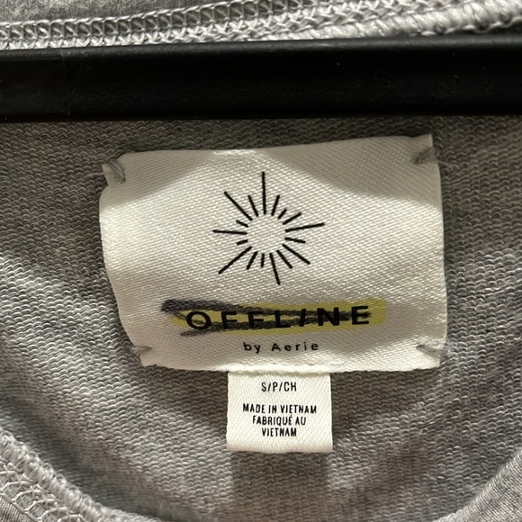 Aeri cropped sweater size small women - Picture 2 of 3